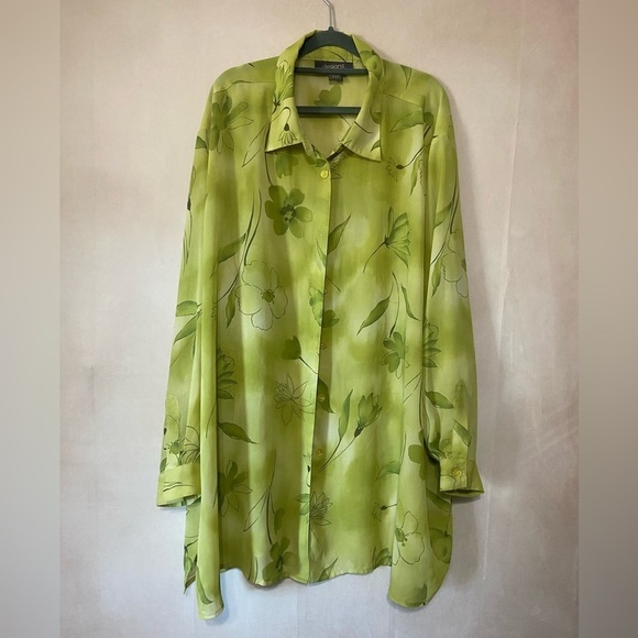 Lane Bryant plus size 26/28 bright green floral lightweight button down EUC - Picture 1 of 6